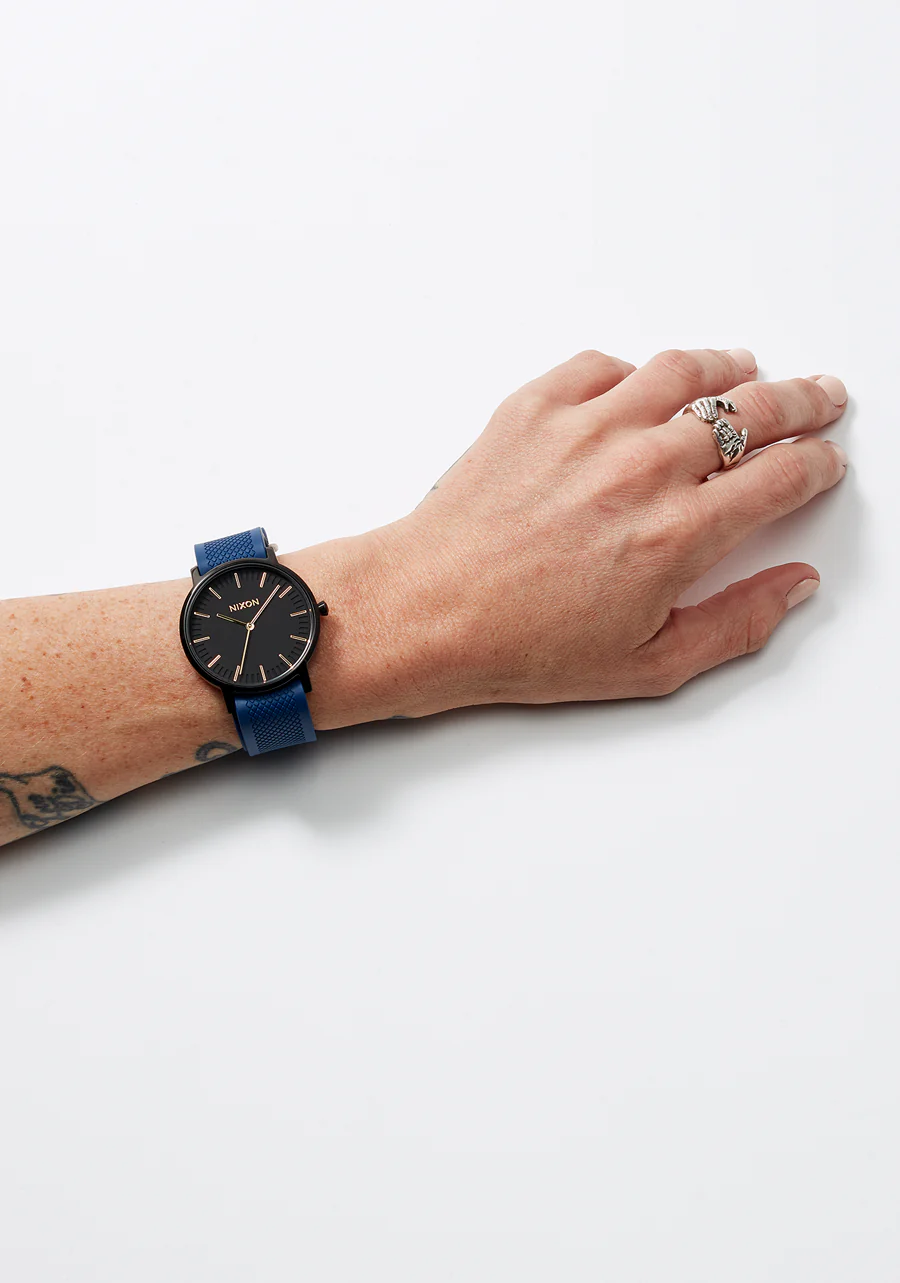 20mm FKM Rubber One Piece Band - Navy / Blue - Image 6