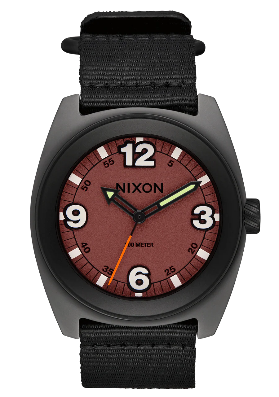 Clutch 42 - Matte Gunmetal / Hot Sauce