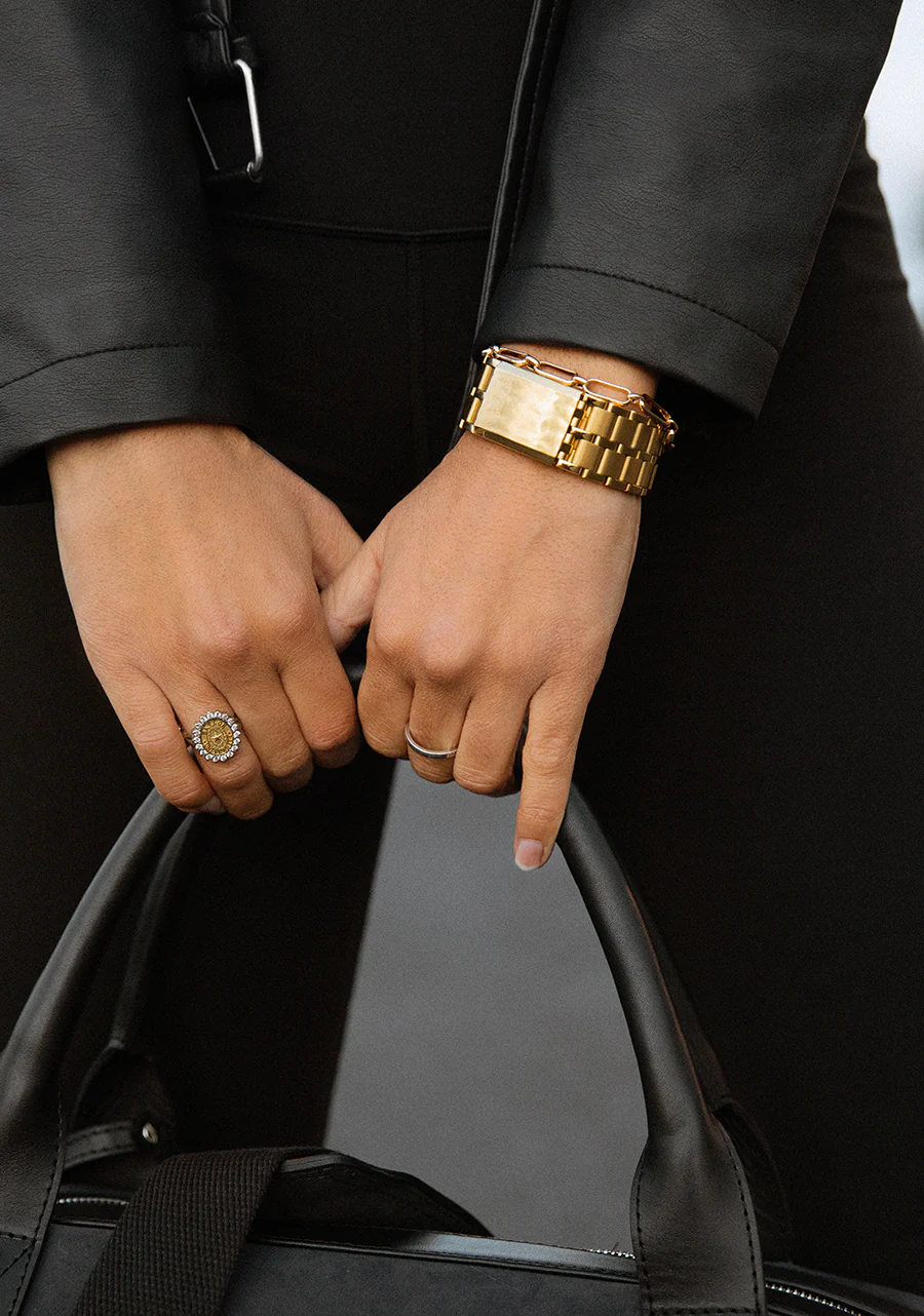 Confidante - All Gold - Image 8