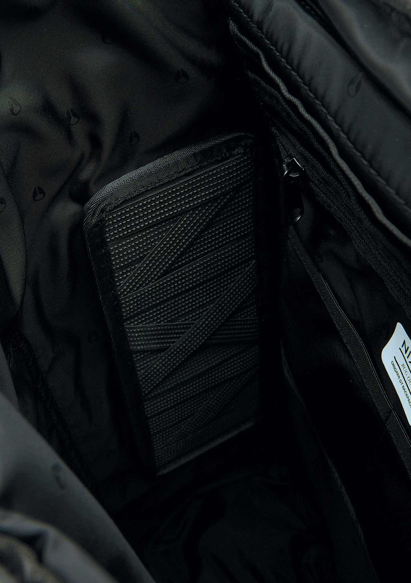 Landlock Backpack GT - Black - Image 4
