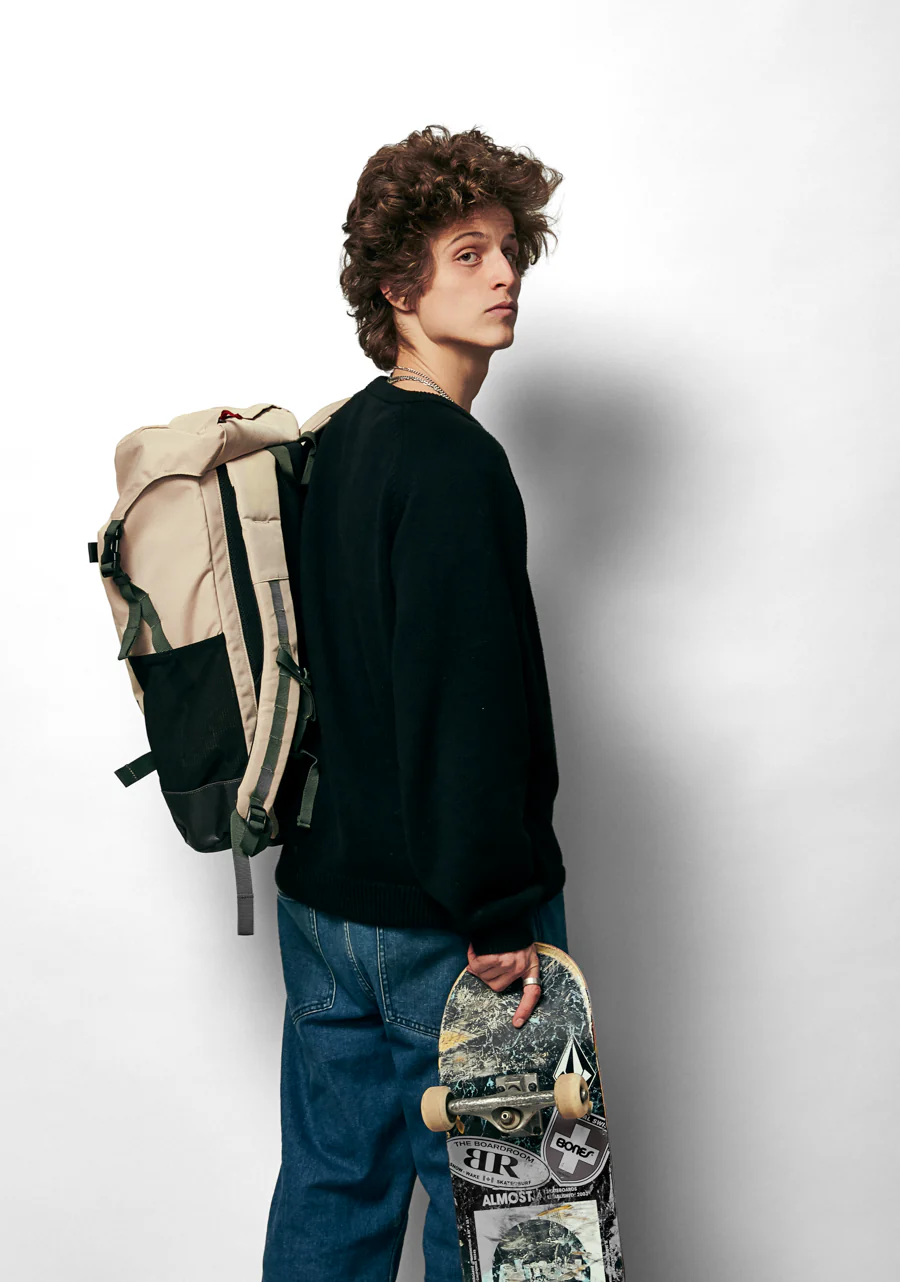 Landlock Backpack IV - Oat Milk - Image 10