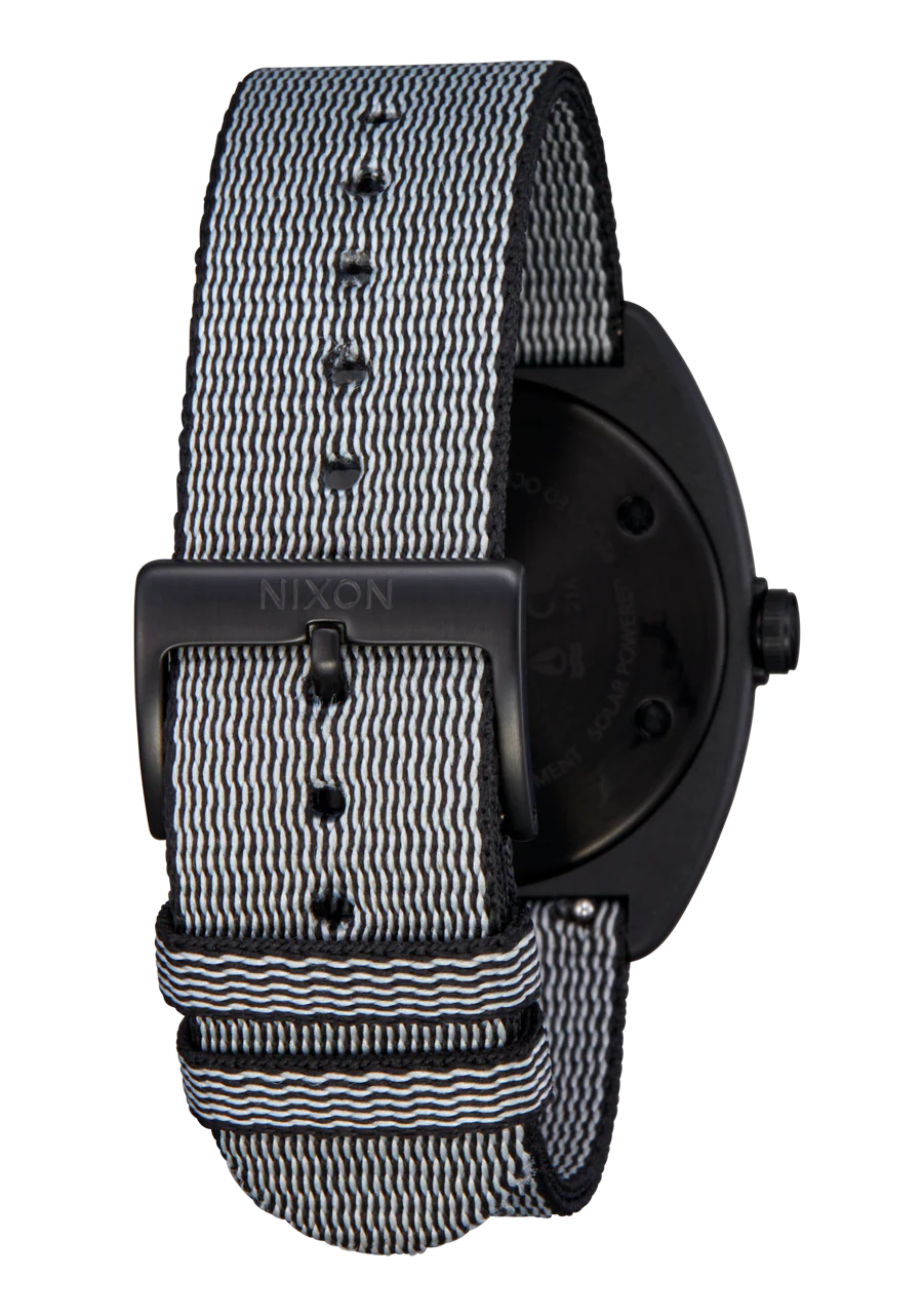 Light-Wave - All Black - Image 3