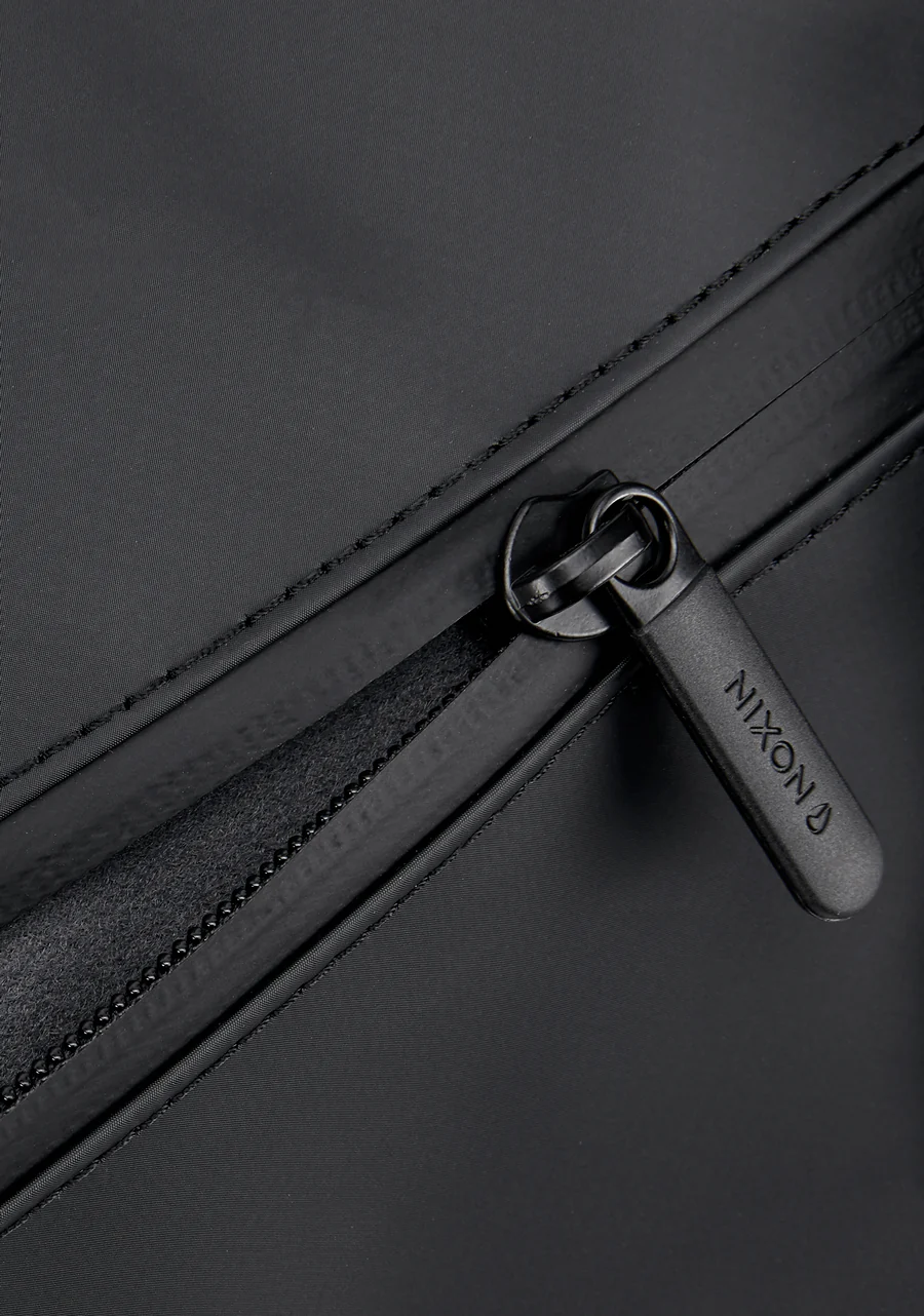 Pipes 45L Duffle - All Black - Image 4