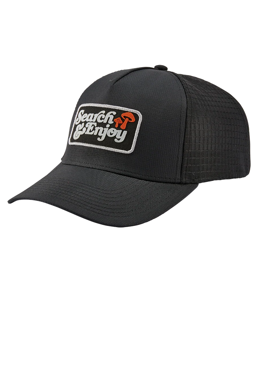 Searchin Trucker - Black / Black