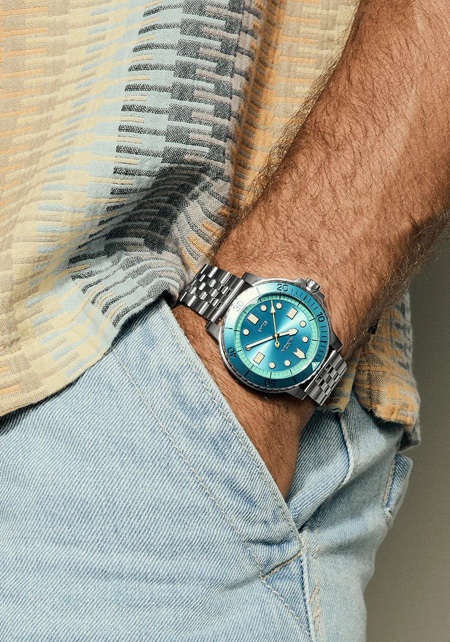 Stinger 44 - Silver / Byron Blue / Green - Image 10